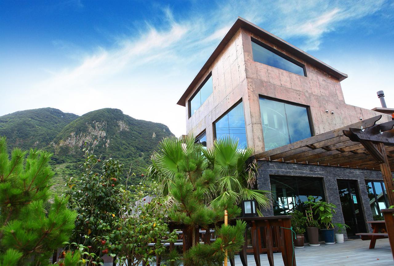 Mirvill Pension & Resort Seogwipo Exterior foto